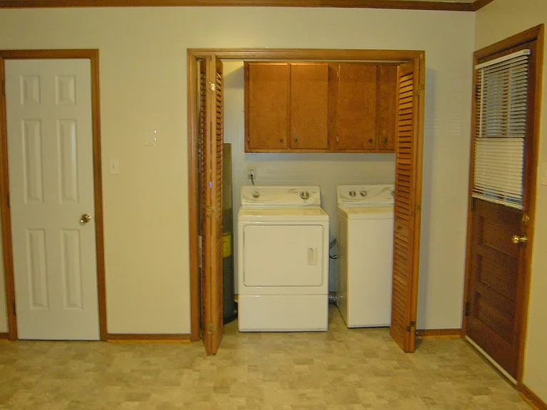 8312 Sherton Dr — Photo 7