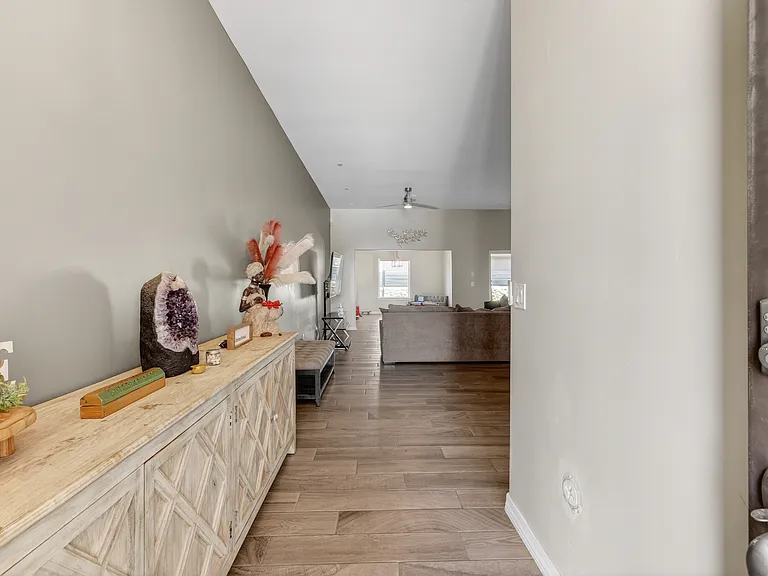 13637 Baja Vista Ct — Photo 4