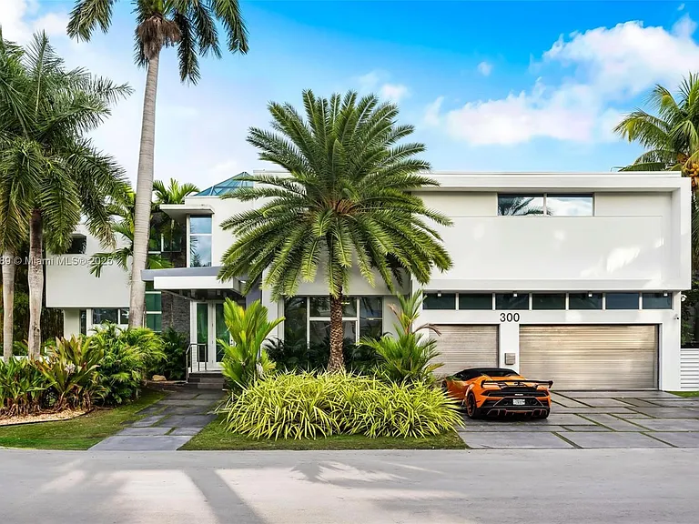 300 Royal Plaza Dr — Photo 7