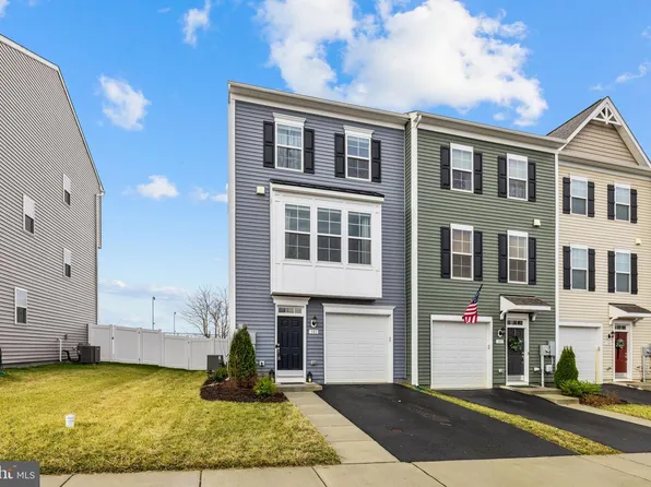 101 Union Ridge Dr, Charles Town, WV 25414