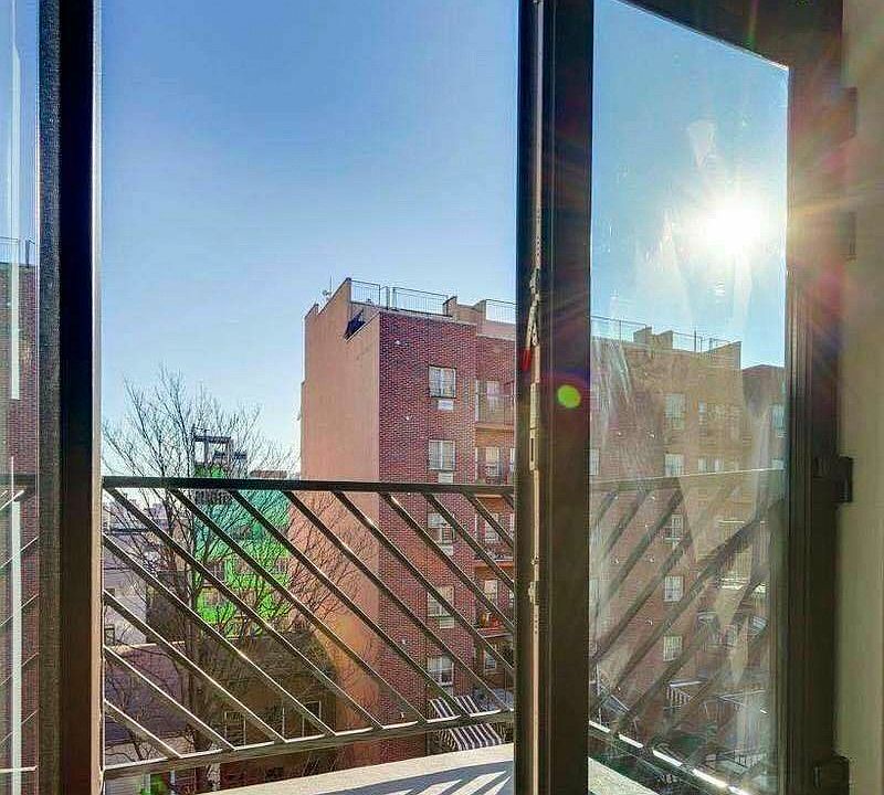 1st image of 265 Franklin Ave #5A