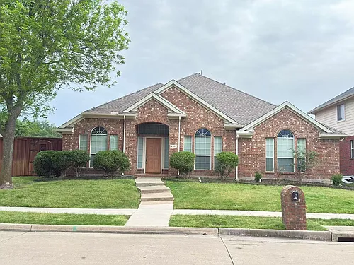 6101 Vineyard Ln Photo 1