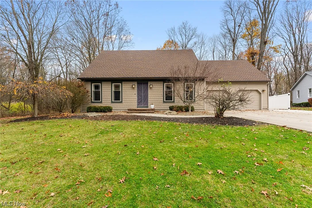 1887 Quail Run Dr photo 1
