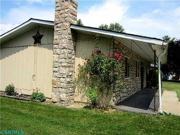 4th image of 244 Orchard Ln