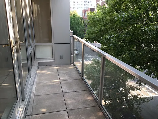 Rented by Premier Metro Realty Corp | media 29