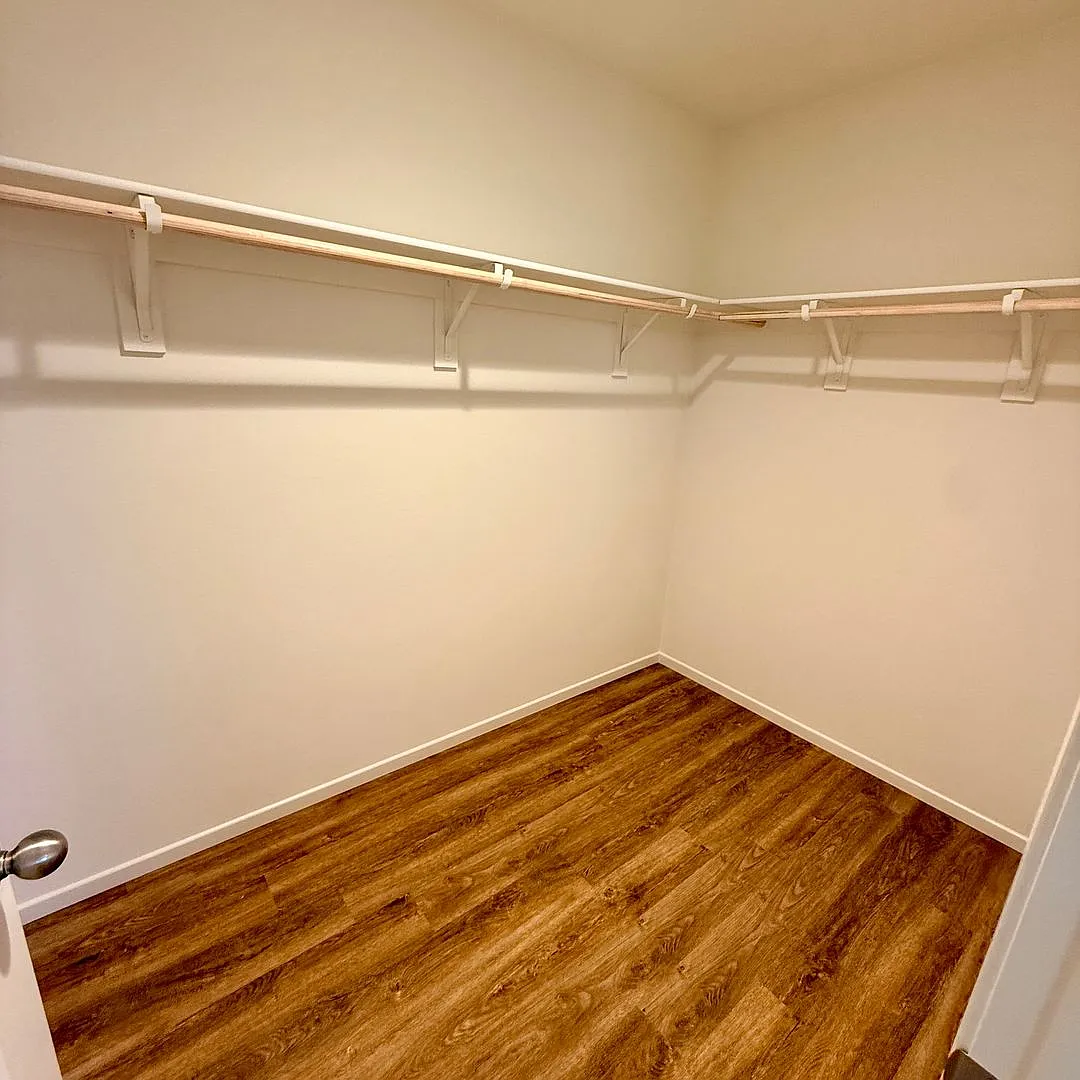 Brand New Adelanto 4 Bedroom/ 1/2 Off First Month's Rent — Photo 4