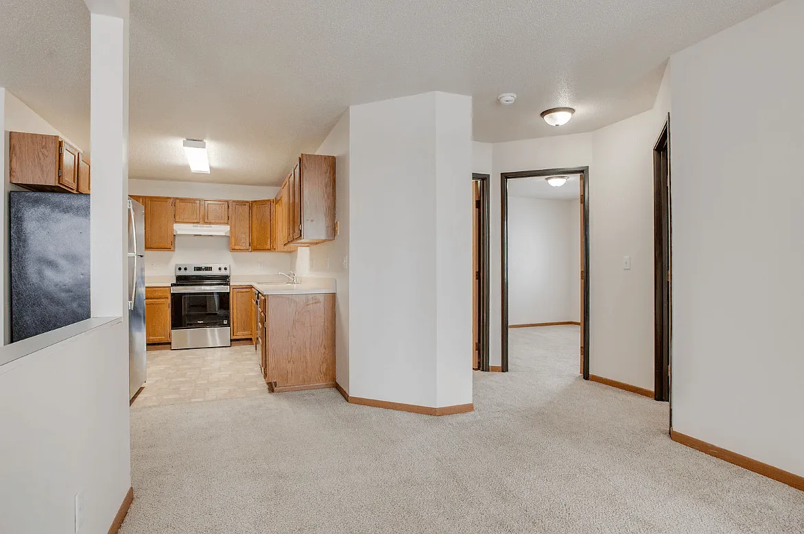 Sandstone Apartments — Photo 4