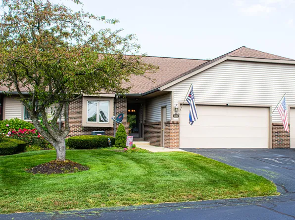 9161 S Maple Lake Dr #74, Zeeland, MI 49464