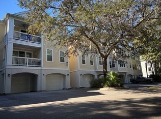 60 Fenwick Hall Aly APT 237, Johns Island, SC 29455
