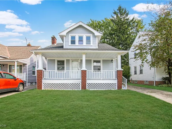5235 Thomas St, Maple Heights, OH 44137