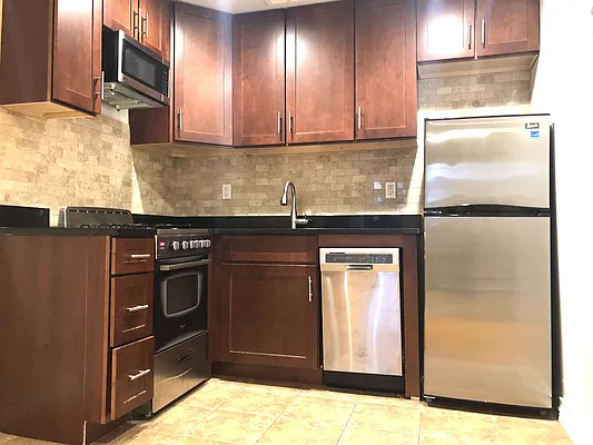 Rented by Meraki Realty LLC | media 28