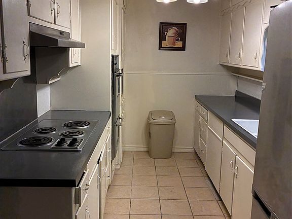 5th image of 1808 Edgewood Dr
