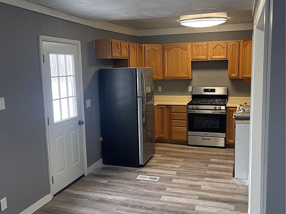 4th image of 163 Barlow St