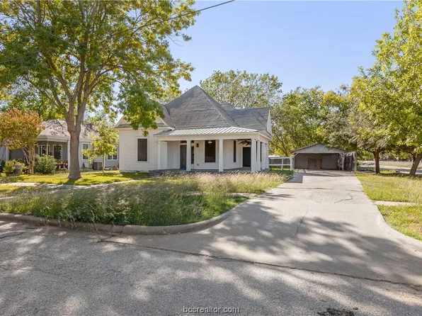 202 S Sterling Ave, Bryan, TX 77803