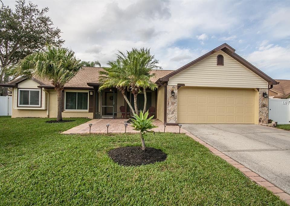 1st image of 4221 Interlake Dr