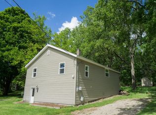 805 High St SE, Lowell, MI 49331