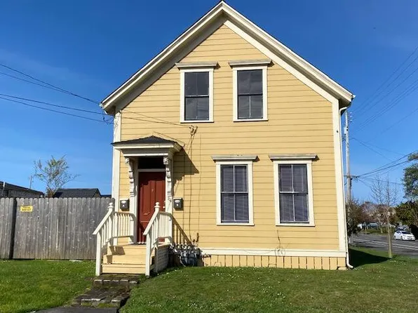 704 M St, Eureka, CA 95501
