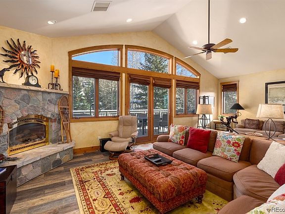 3rd image of 2570 Windward Way