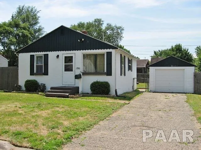 1506 Loretta St photo 1