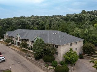 1919 Deerhaven Ln NE APT 9, Rochester, MN 55906