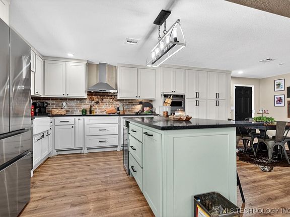 5th image of 30485 S 4537th Rd