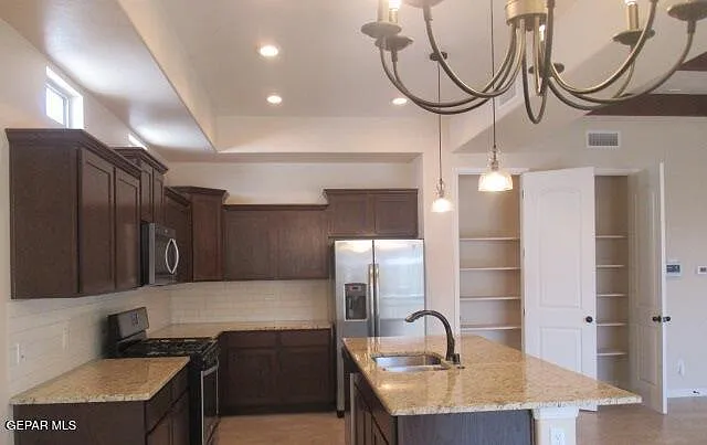 1071 Iron Hill Ave — Photo 7