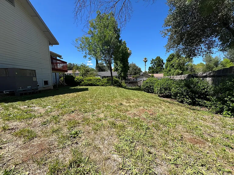 1905 Kinvarra Way — Photo 8