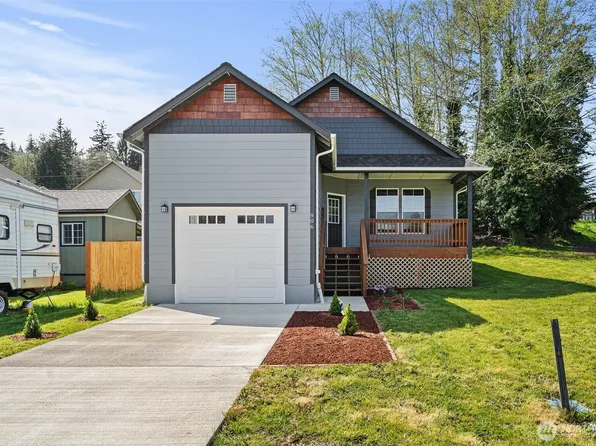 906 Ballentine Street, Raymond, WA 98577