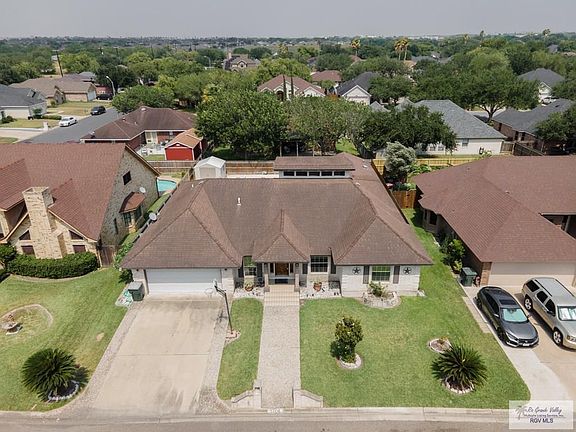 2nd image of 2706 W Mark Cir