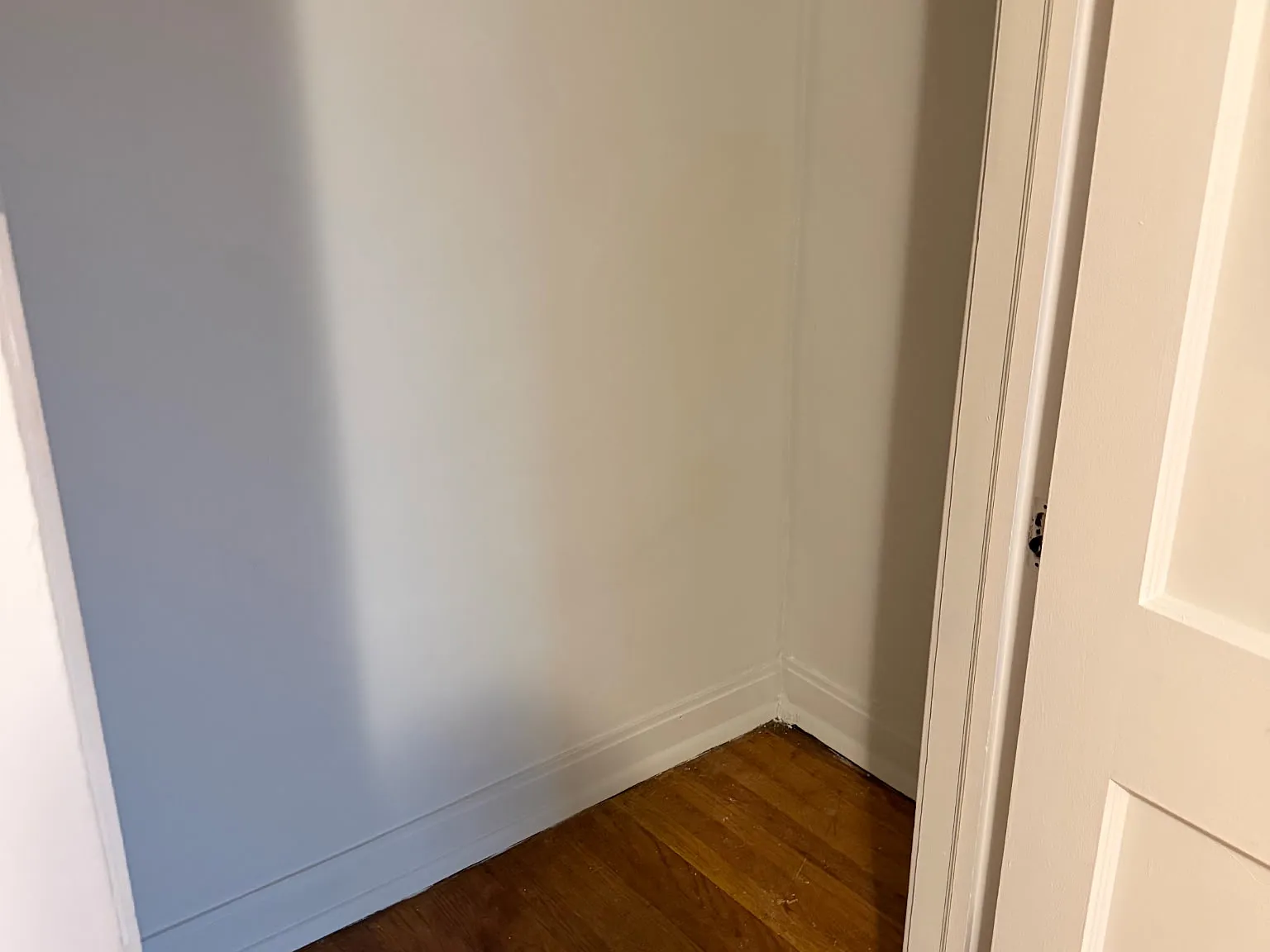 3156 W Cullom Ave — Photo 2