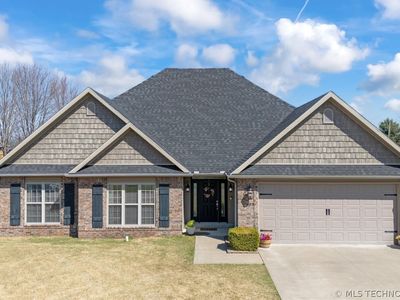903 E 10th St, Grove, OK, 74344