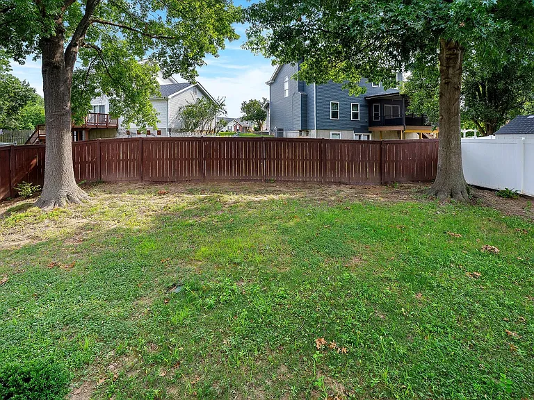 1203 Ashford Place Dr — Photo 30