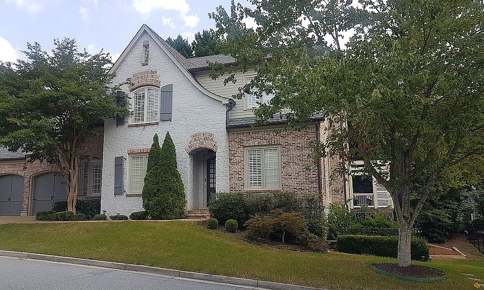Summer view exterior front