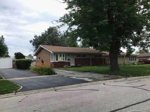 3001 Stafford Dr, Markham, IL 60428