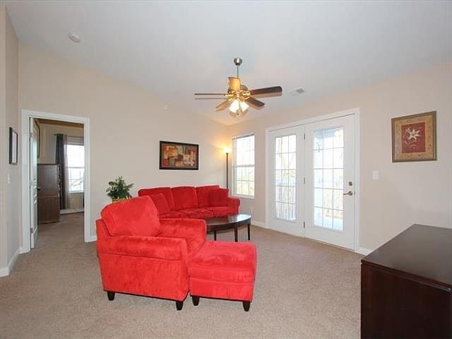 2nd image of 611 Ivy Ridge Dr