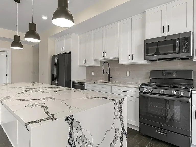 1868 Frankford Ave #201 — Photo 5