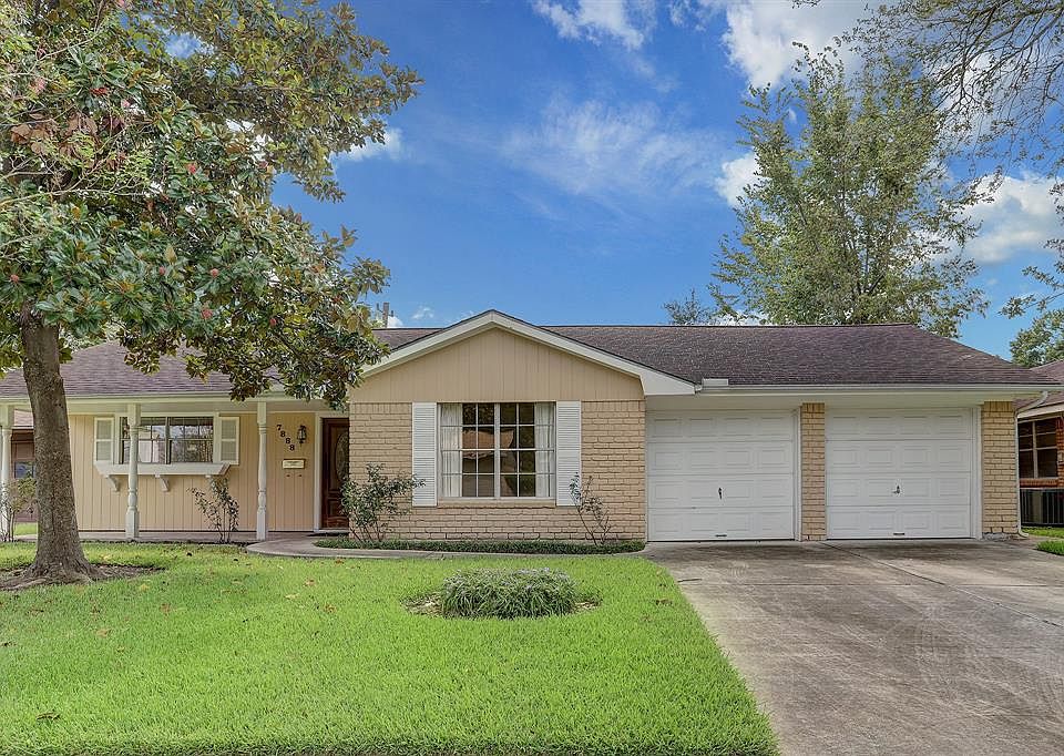 1st image of 7888 Pecan Villas Dr