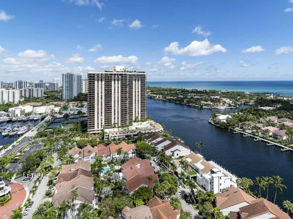 19355 Turnberry Way 24C, Miami, FL 33180