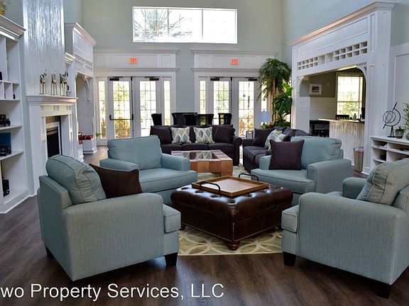 5th image of 2801 Chancellorsville Dr APT 222