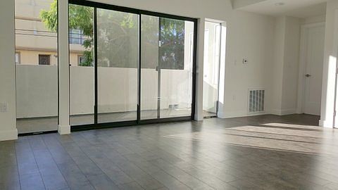 2nd image of 11281 Huston St APT 3