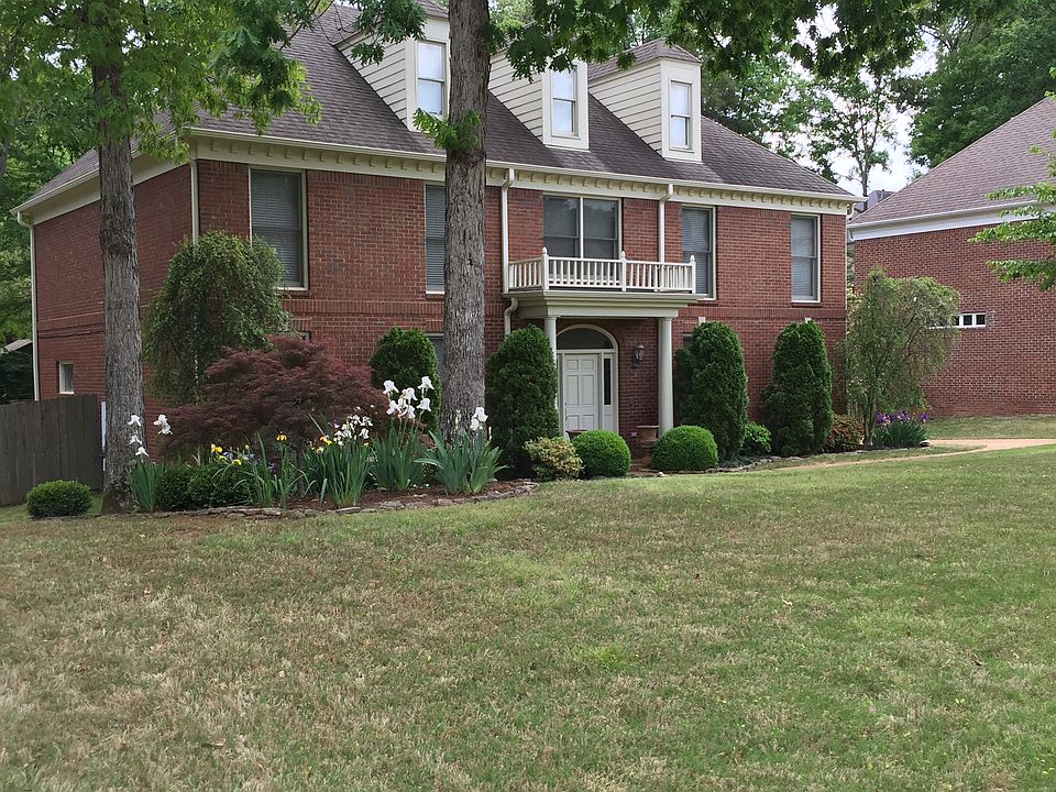 1st image of 2723 Sweet Oaks Cir