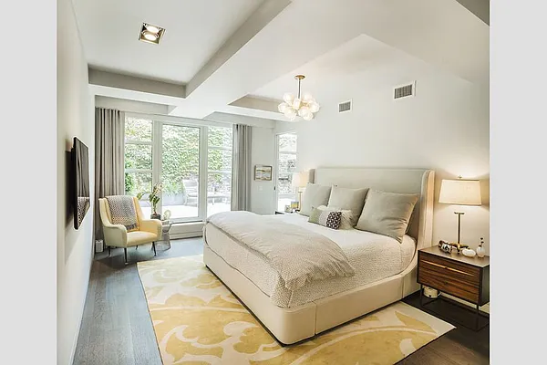 Sold by Stribling | media 11