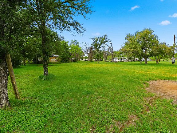 2nd image of 1503 Glen Forest
