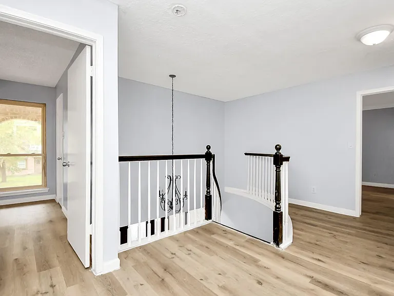 17903 Nanes Dr — Photo 38