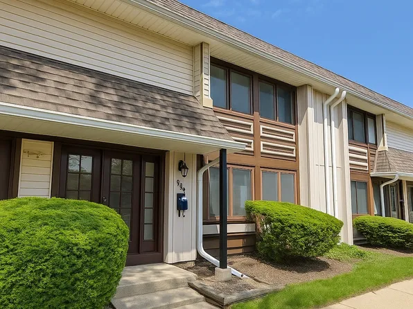 5567 Court F #5567, Hanover Park, IL 60133