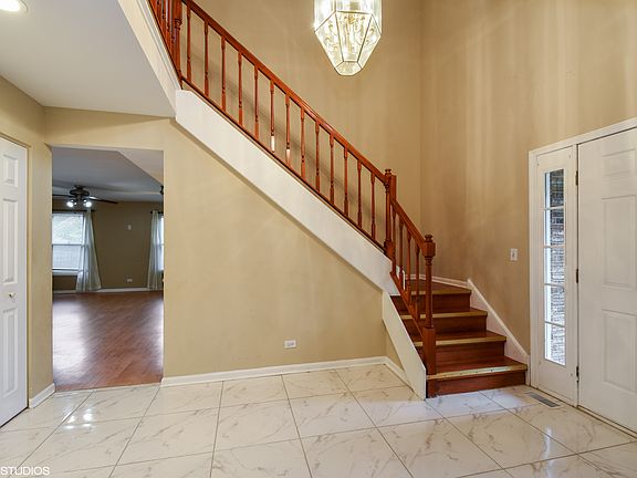 2nd image of 1688 W Arbor Ct