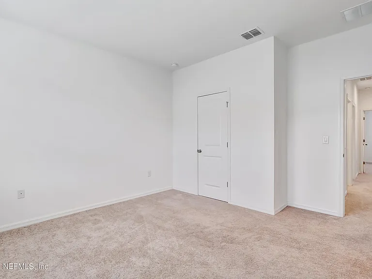 280 Anthony Dr — Photo 25