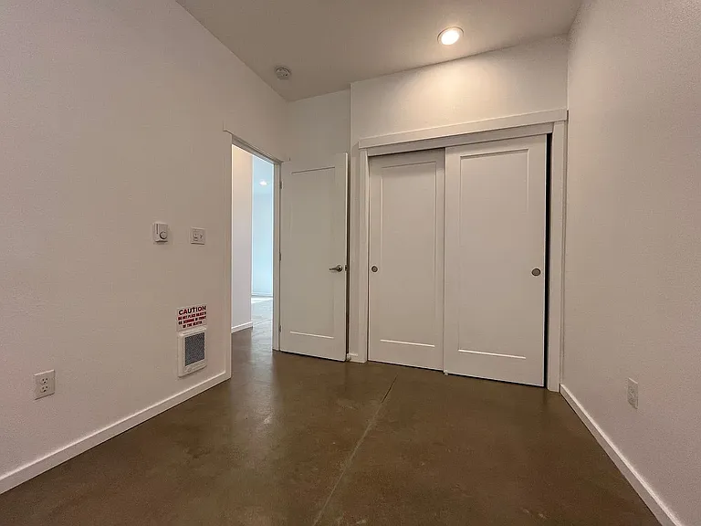 4554 NE 99th Ave #B — Photo 13