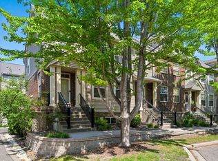 8280 Labont Way, Eden Prairie, MN 55344