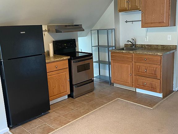 5th image of 8 Lincoln St Floor 3